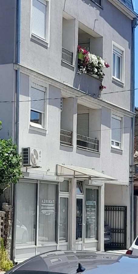 For You Apartman Ниш Екстер'єр фото